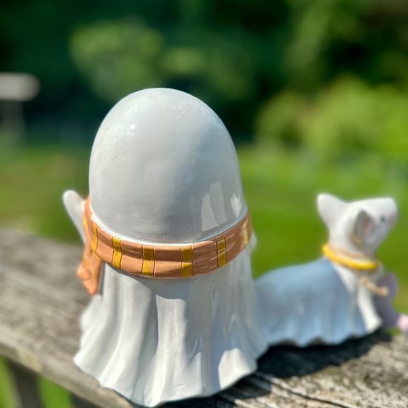 🎃 Viral Ghost & Dog Halloween Ceramic Decor | TJ Maxx Viral Fall Decor - Picture 4 of 6